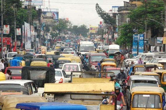 Traffic movement from Battala towards GB diverted due to fly-over construction : Heavy congestion and traffic mess continue